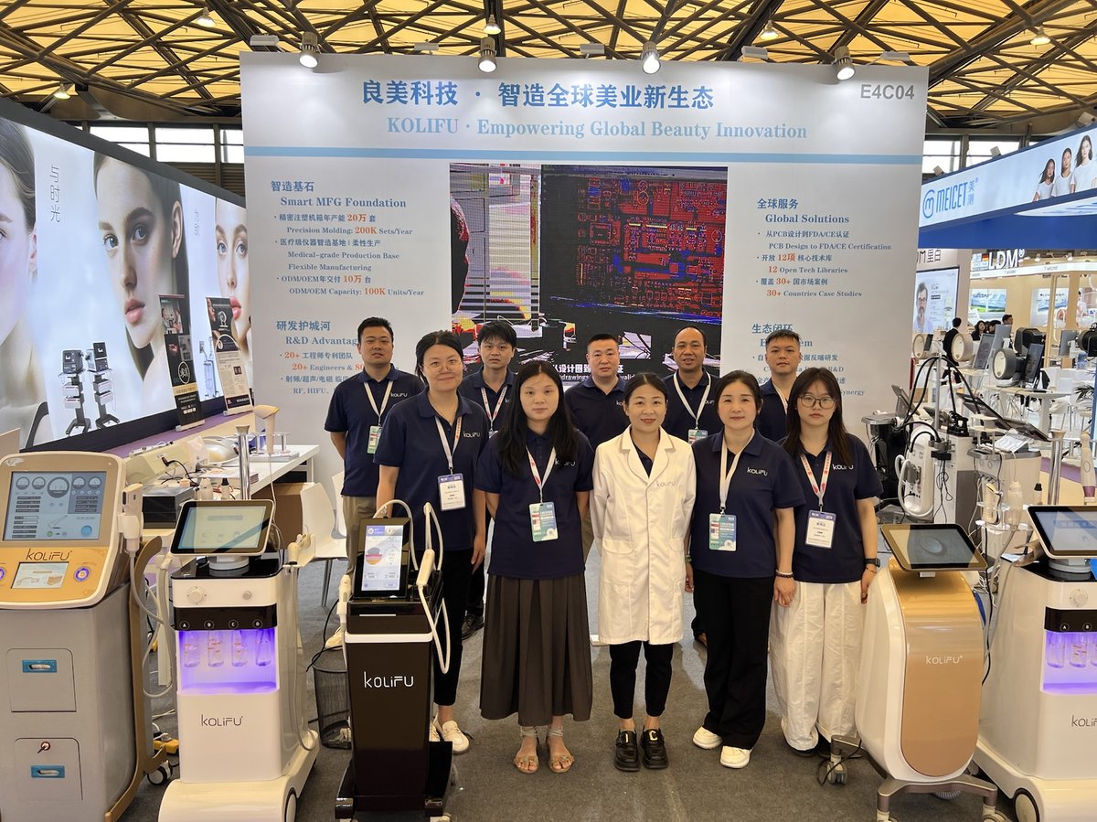 KOLIFU team at China Beauty Expo Shanghai
